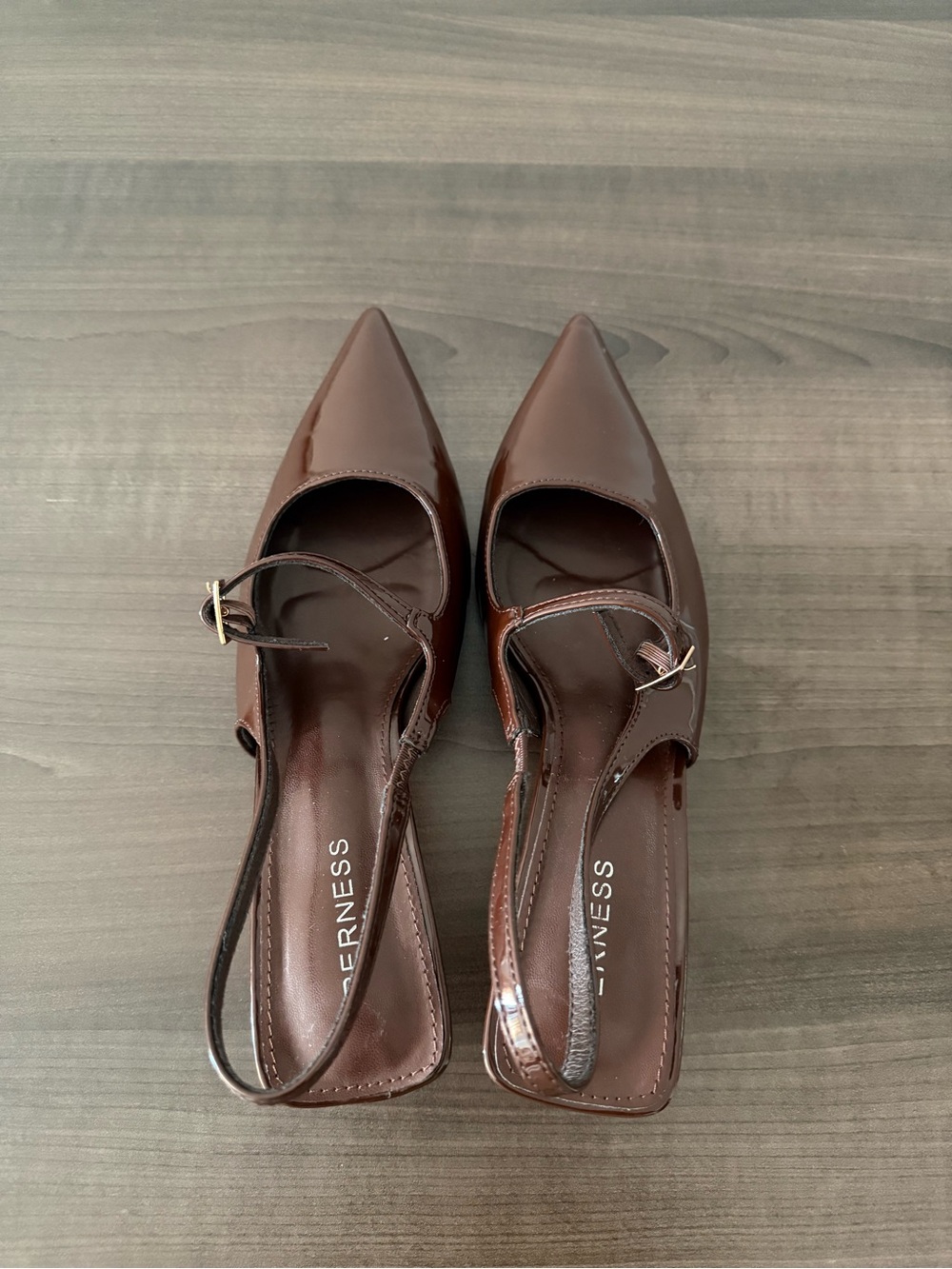 Berness Corrie Brown Patent Kitten Heel Slingback Mary Janes Size 9